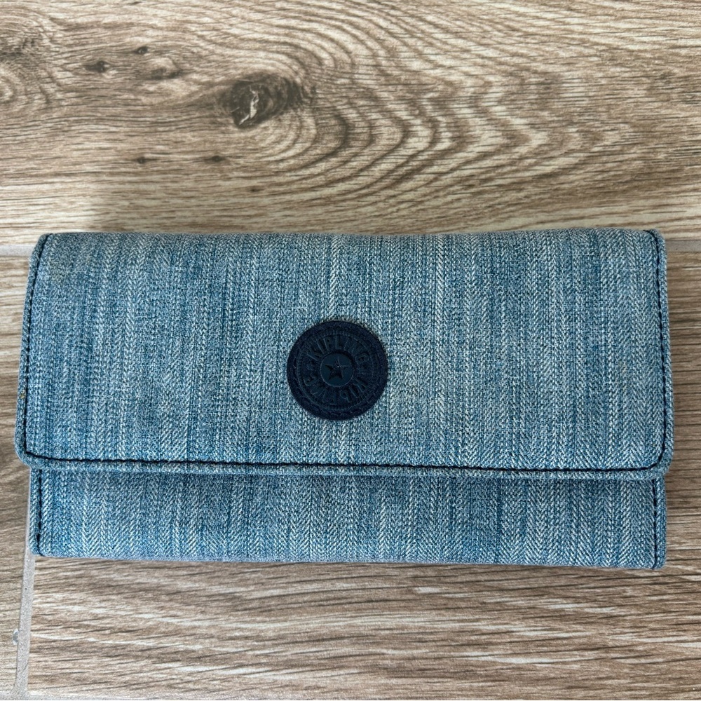 Kipling Women's Large Printed Fashion Wristlet Wallet Blue / Gray